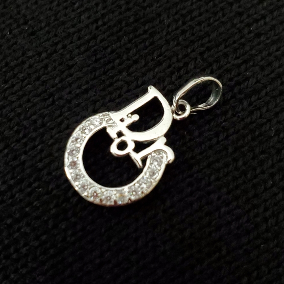 Silver and Cubic Zirconia Pendant - Picture 5 of 5